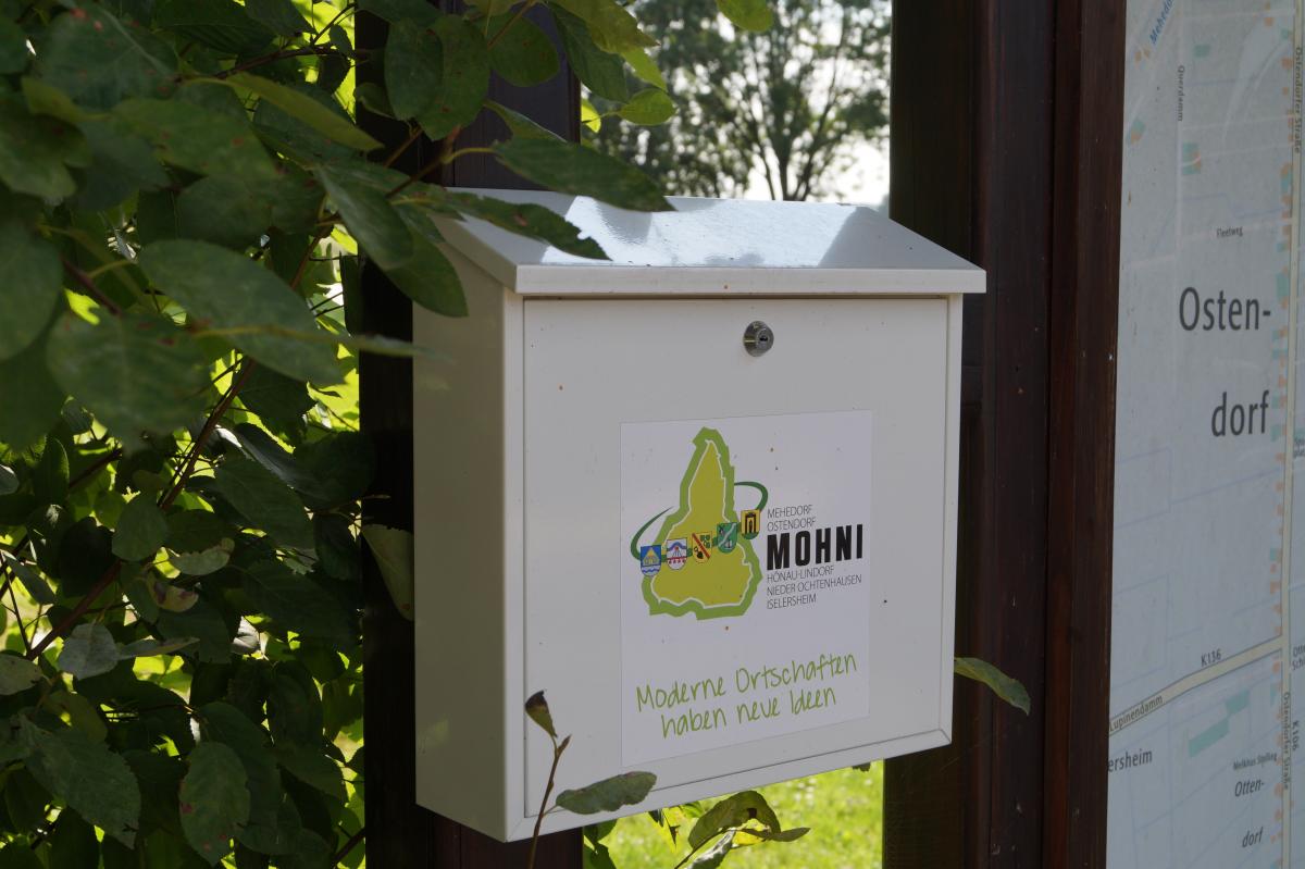 Info-Briefkasten in Ostendorf